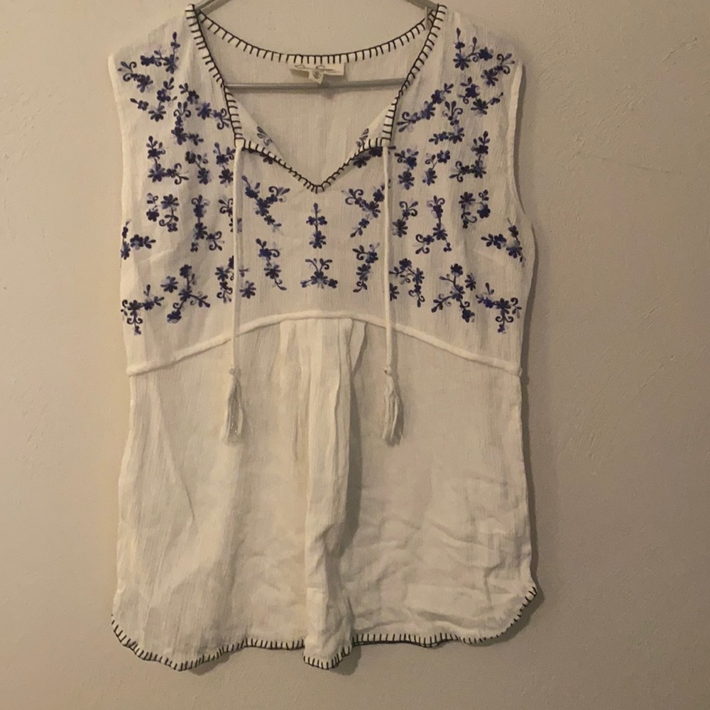 Jessica Simpson Maternity embroidered top